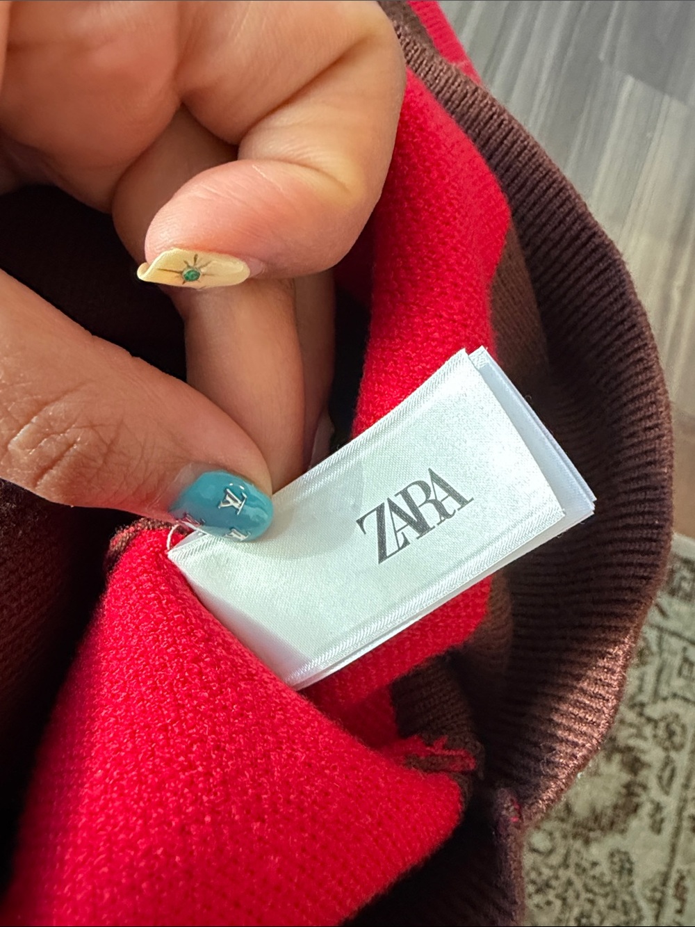 Zara Women's Red and Brown Striped V-Neck Sweater - Picture 5 of 7
